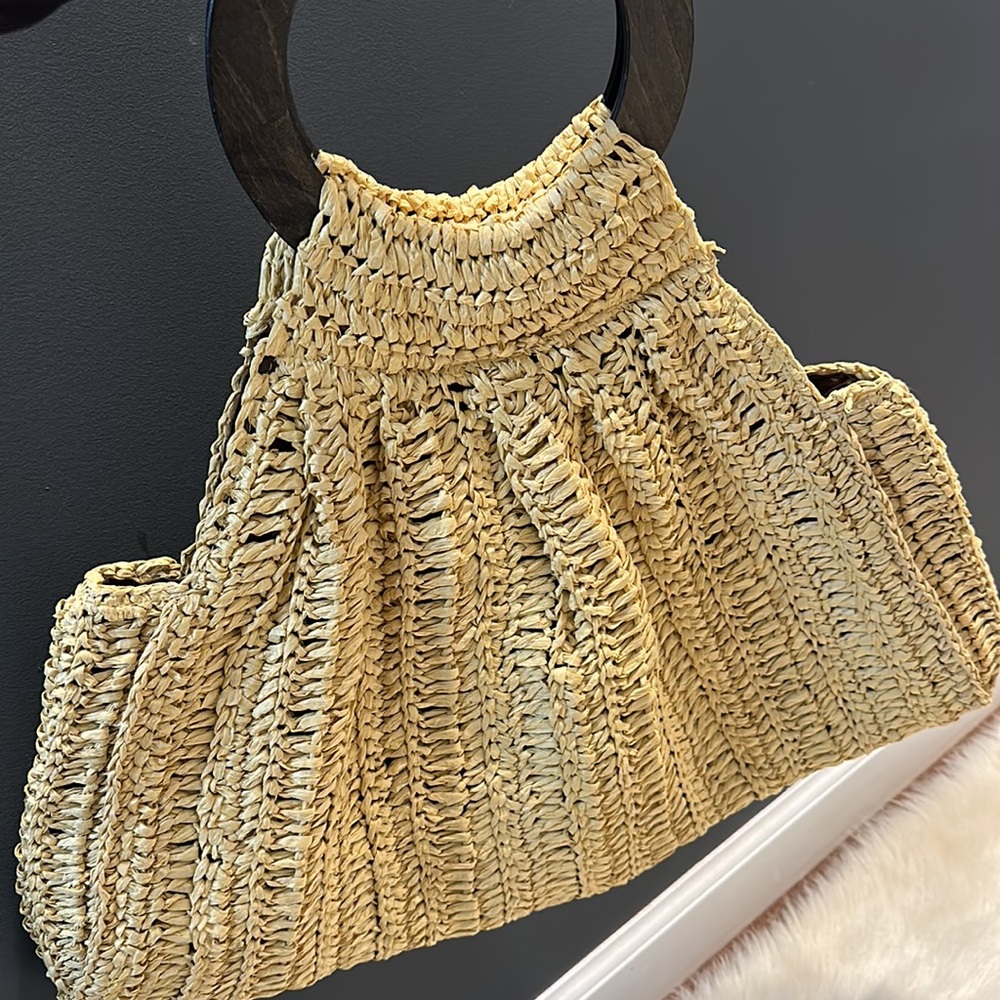 NWOT straw bag - Picture 2 of 6